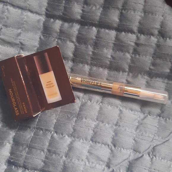 Foundation & concealer